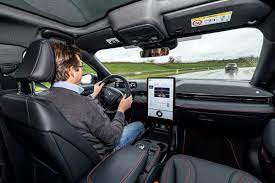 Maybe you would like to learn more about one of these? Ford Mustang Mach E Test Mit Mega Reichweite Gegen Tesla Speed Heads