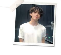 Bts v taehyung desk calendar with instagram card, key chain (v) : V Charts On Twitter Taehyung S Photo On Bts Official Instagram Has Reached 3 000 000 Likes So Far He Is The Only Male K Artist To Has 2 Photos With Over 3m Likes On Instagram