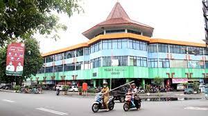 Many of the mosques in this village have different architecture than those located elsewhere in surakarta. 2 417 Pedagang Pasar Kliwon Kudus Nunggak Sewa Kios Hingga Rp7 Miliar Suara Jateng