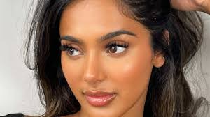 Best salons for eyelash extensions near me in Sunshine West, Melbourne