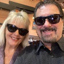 Are cylinders 1234 left to right or right to left