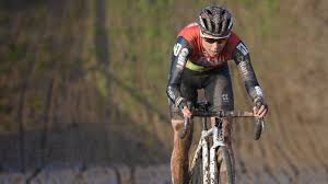 L'événement a attiré quelque 270 cyclistes, et plus de 20 000 fans. Cyclo Cross Championnat De Belgique De Cyclocross 2021 Feminin Sur Auvio