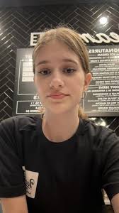 who do i look like?? : r/Doppleganger