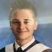 2400+ perfiles de «Roessler»