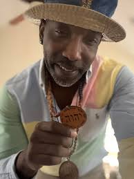 Hi all! I just wanted to introduce myself and share a photo I took . I go  by “Da InFaMous” SHALOM nice to meet you'