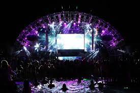 Every Wednesday Come Out To Experience The One And Only Nightswim Eclipse At The Mandalay Bay Eclipse Is Daylight Beach Club Las Vegas Nightlife Mandalay Bay