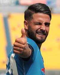 What do you predict for Napoli in 2020/21? 🤔 😉👍 Win + clean sheet =  solid start to the new season #UEL