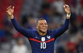 It's for you, my brother. Kylian Mbappe On Twitter Premiere Victoire