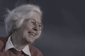 KAREN SPARCK JONES: LA RICERCATRICE CHE SCOPRI' COME IL LINGUAGGIO UMANO  POTEVA ADATTARSI AI MOTORI DI RICERCA WEB