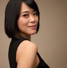 陳欣湄。家醫科女醫師日常- 今天是護士節卻看到認識的護士被家屬責罵覺得有點難過... 所以畫了這張圖送給她