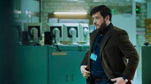 Ab 20:15 uhr wird der politthriller das ende der wahrheit ausgestrahlt. Philipp Leinemann Uber Seinen Thriller Das Ende Der Wahrheit Ein Agent Und Seine Zweifel Am Bnd