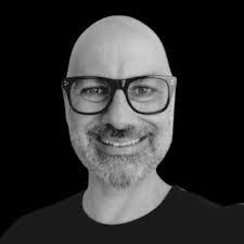 Brian Manwarren's Instagram, Twitter & Facebook