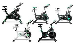 La definición de bicicleta de ejercicio es un aparato de gimnasia que aparenta el ejercicio que se realiza con una bicicleta móvil. Bicicletas Estaticas Como Acertar En Tu Compra Para Entrenar En Casa