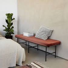 Banc Design Metal Velours Comma Avec Images Banc Design Banc Salle A Manger Bout De Lit