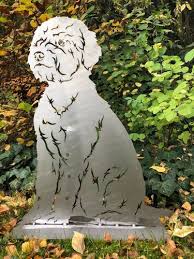 Rostfigur Hund Lagotto Romagnolo Edelrost Gartenfigur Terma Stahldesign De Gartenfiguren Edelrost Kunst Aus Metall
