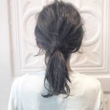 ストレートの黒髪ロングさんにおすすめのおしゃれアレンジ大集 hair 黒髪ロング シニヨンヘア 簡単 まとめ髪