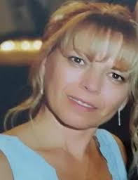 Sandra Hogan's Instagram, Twitter & Facebook