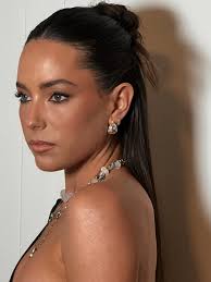 marielmolino On Threads