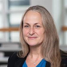 Lisa Laplante's Instagram, Twitter & Facebook