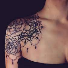 3 520 Likes 55 Comments Tattoo Ton Temps Anais Chabane On Instagram Maud Tattootontemps Shoulder Tattoos For Women Pattern Tattoo Lace Tattoo