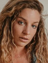 Laura Cuenca's Instagram, Twitter & Facebook