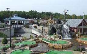 The Fun Spot Roller Skating Laser Tag Mini Golf Go Karts Summer Camp In Lake George Ny Lake George Lake George Ny Summer Vacation Spots