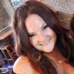 Leslie Casterline's Instagram, Twitter & Facebook