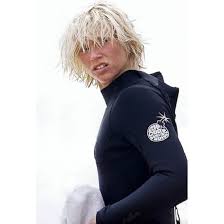 Surfer hair for men with a disconnect. Top 10 Stylish Surfer Hair For Men Cool Surfer Hairstyle