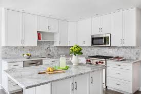 5 ways to tell if your cabinets need to