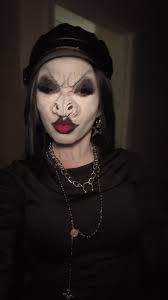 Spooky Makeup Looks for Halloween and Beyond