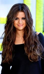 Selena Gomez Is Definitely My Long Hair Inspiration Maybe Some Day I Ll Have Beachy Dark Waves L Selena Gomez Hair Color Brunette Hair Color Selena Gomez Hair