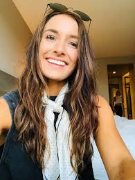 Noelle Ames's Instagram, Twitter & Facebook