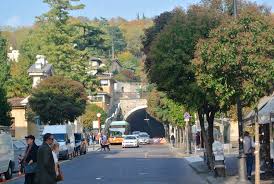 Cat costa biletul la cinema city? City Break Brescia