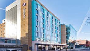 Breakfast is served in the café each morning. London Wimbledon Broadway Hotel Premier Inn