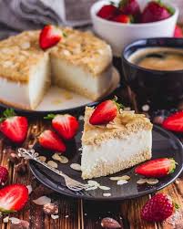 Bienenstich Mit Leichter Sahnepudding Fullung Danifitlifestyle Rezept Kochen Und Backen Kuchen Und Torten Bienenstich