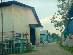 Memang sunyi je rumah sebab dah sedia maklum semua balik kampung. Factory Kampung Baru Petaling Factories In Petaling Mitula Homes