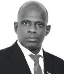 Dede Stanley's Instagram, Twitter & Facebook