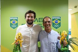 Arquivos em cdr que podem ser aberto pelo software a partir da versão x7. Grife Carioca Wollner Vestira O Time Brasil Na Cerimonia De Abertura De Toquio 2020