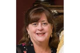 Dolores Cotter's Instagram, Twitter & Facebook