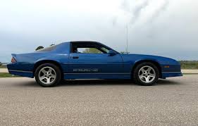 Image result for Bleu Moyen 1989 ARO