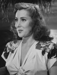 Gloria Warren's Instagram, Twitter & Facebook