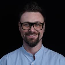 After dedicating over 11 years to Tinybeans, I will be departing from this  extraordinary company in the coming months. Considering the recent changes 