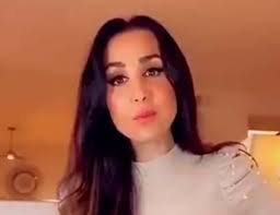 هند القحطاني كم عمرها؟ من هو زوج هند القحطاني هند القحطاني كم عمرها، هناك الكثير من العناوين التي سلط عليها الضوء بين المتابعين عبر مواقع التواصل الإجتماعي. Ø®Ø¨Ø± Ø²ÙˆØ§Ø¬ Ù‡Ù†Ø¯ Ø§Ù„Ù‚Ø­Ø·Ø§Ù†ÙŠ ÙˆÙ…Ù‡Ø±Ù‡Ø§ Ù…Ù† Ø§Ù„Ù„ÙˆØ±Ø¯ ÙŠØ«ÙŠØ± Ø§Ù„Ø¬Ø¯Ù„ Laha Magazine