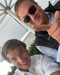 gonna miss the group🤍