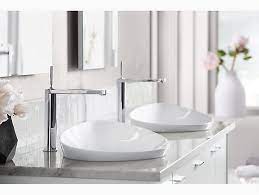 The weight of this vessel sink is 12 1/2 lb. K 20704 Veil Vessel Bathroom Sink Kohler