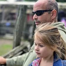 Storing quail eggs for hatching?