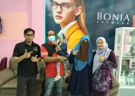 Infeksi ini disebabkan oleh virus atau bakteri. Puashati Sangat Dengan Amshar Optometrist Kedai Cermin Mata Murah Jimat Terbaik Di Tanah Merah Kelantan