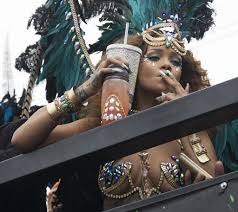 Watch karneval full episodes online english sub. Hamilton Lasst Es Auf Barbados Ordentlich Krachen