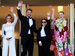 Következő filmjének egy fa lesz a főszereplője, ami arról szól, hogyan változott a természethez való viszonyunk az elmúlt száz évben, de az elmúlt évek egyik legfelkapottabb, last of us című videójátékból készülő sorozatban is szívesen dolgozna, ha felkérik rá. Enyedi Ildiko Nok Lapja