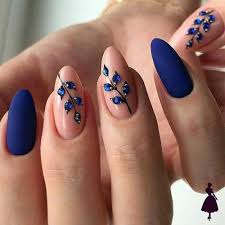 Gel loving es dos tipos de gamma amplia, los geles básicos para construcción de uñas en gel, y los geles de nail art llamados pinturas de gel. Unas Azul Marino O Classic Blue Para Este Otono Dice La Clau